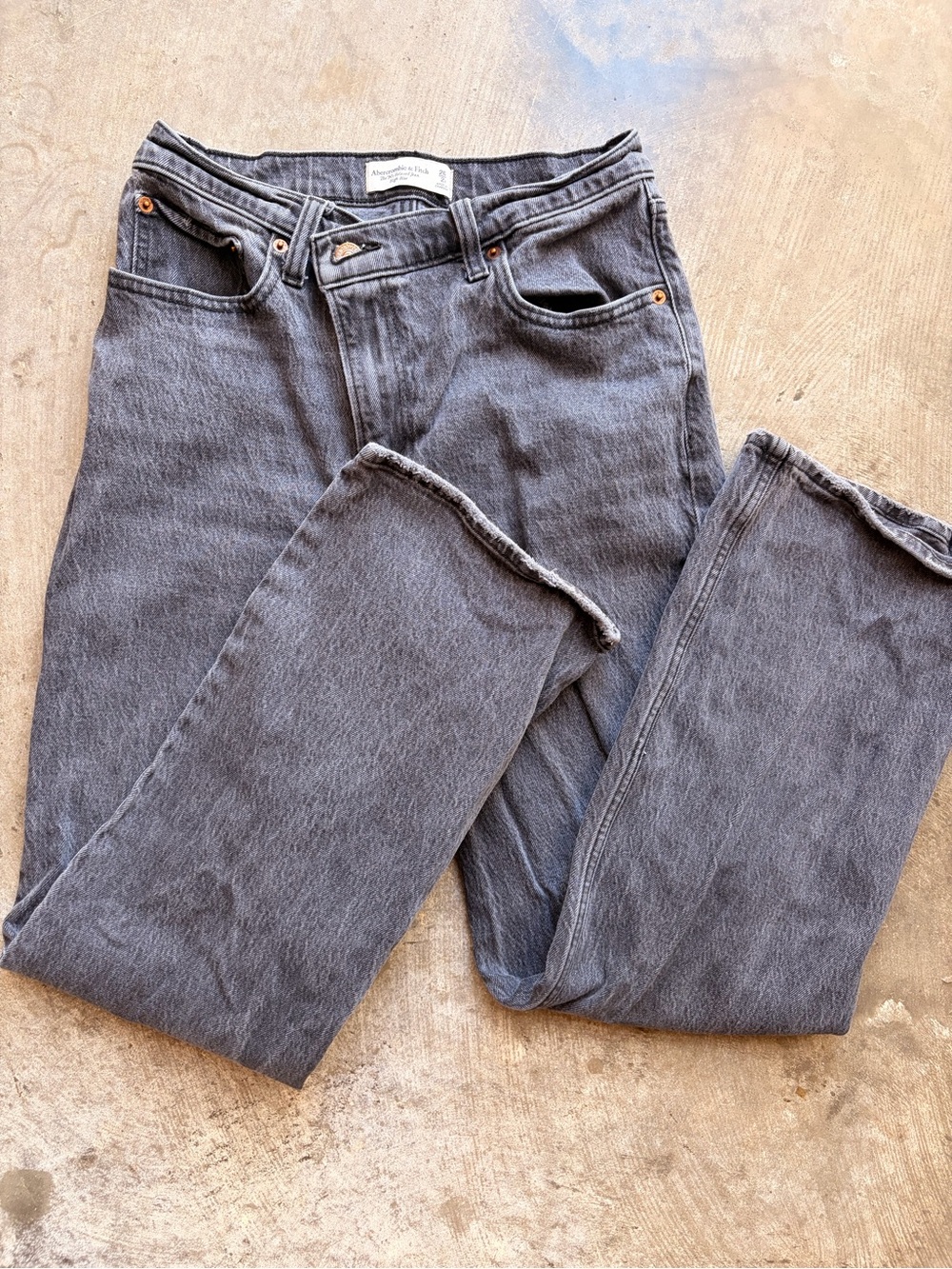 90’s Relaxed High Rise Jean - Washed Black